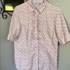 Women’s dress shirt
